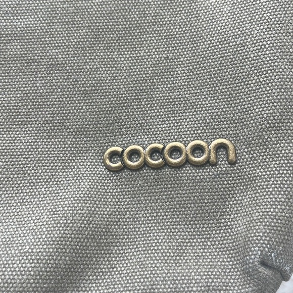 Cocoon Canvas Laptop Backback - Picture 4 of 11